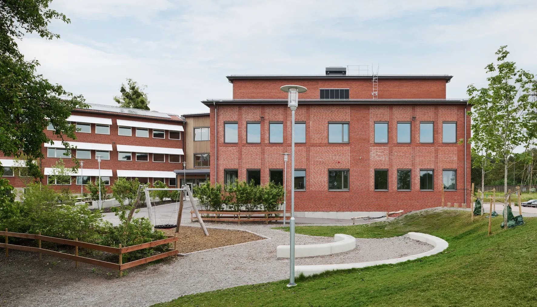 Emausskolan – samverkan en förutsättning för skärpta miljökrav