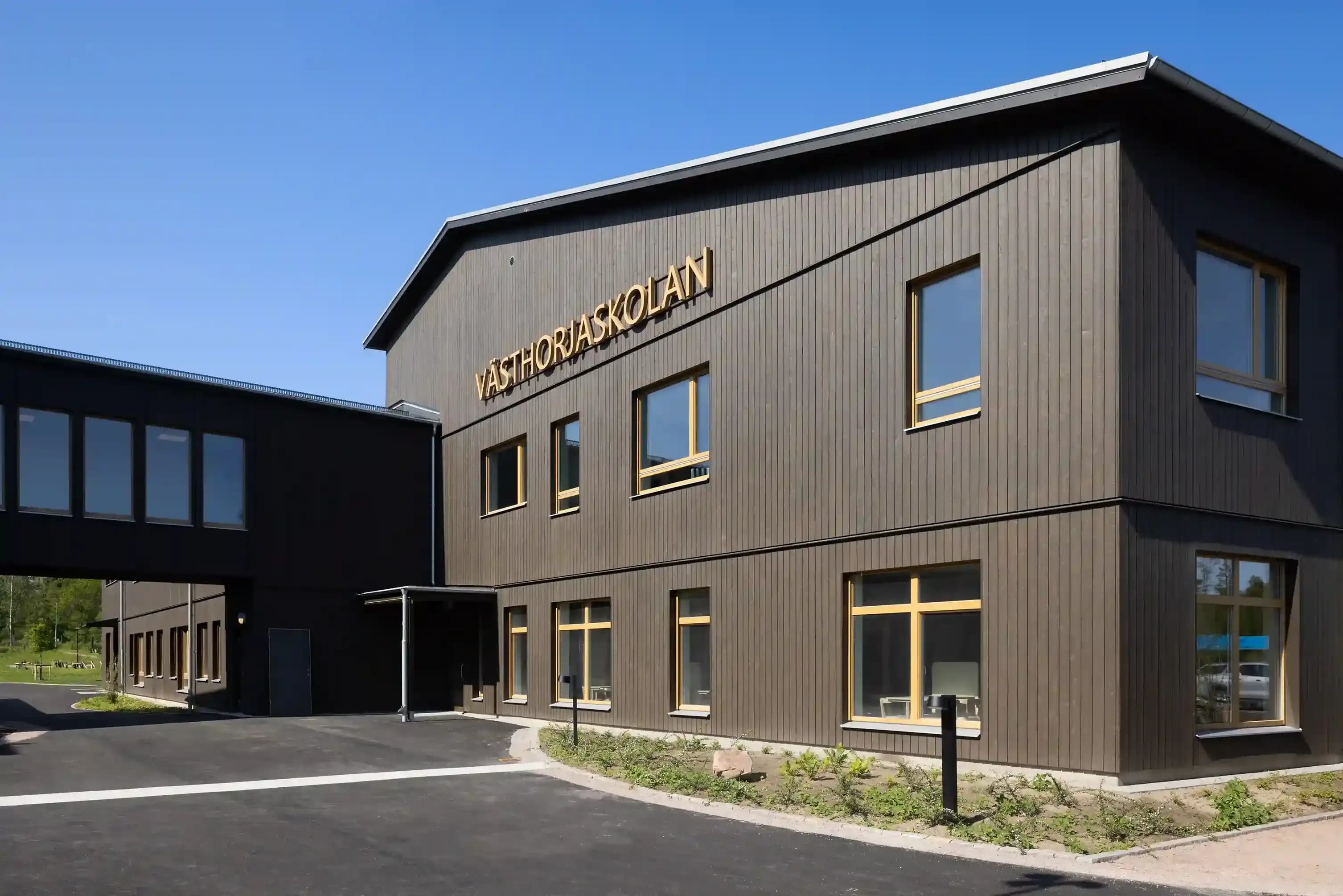 Västhorjaskolan kronan på verket i Värnamo