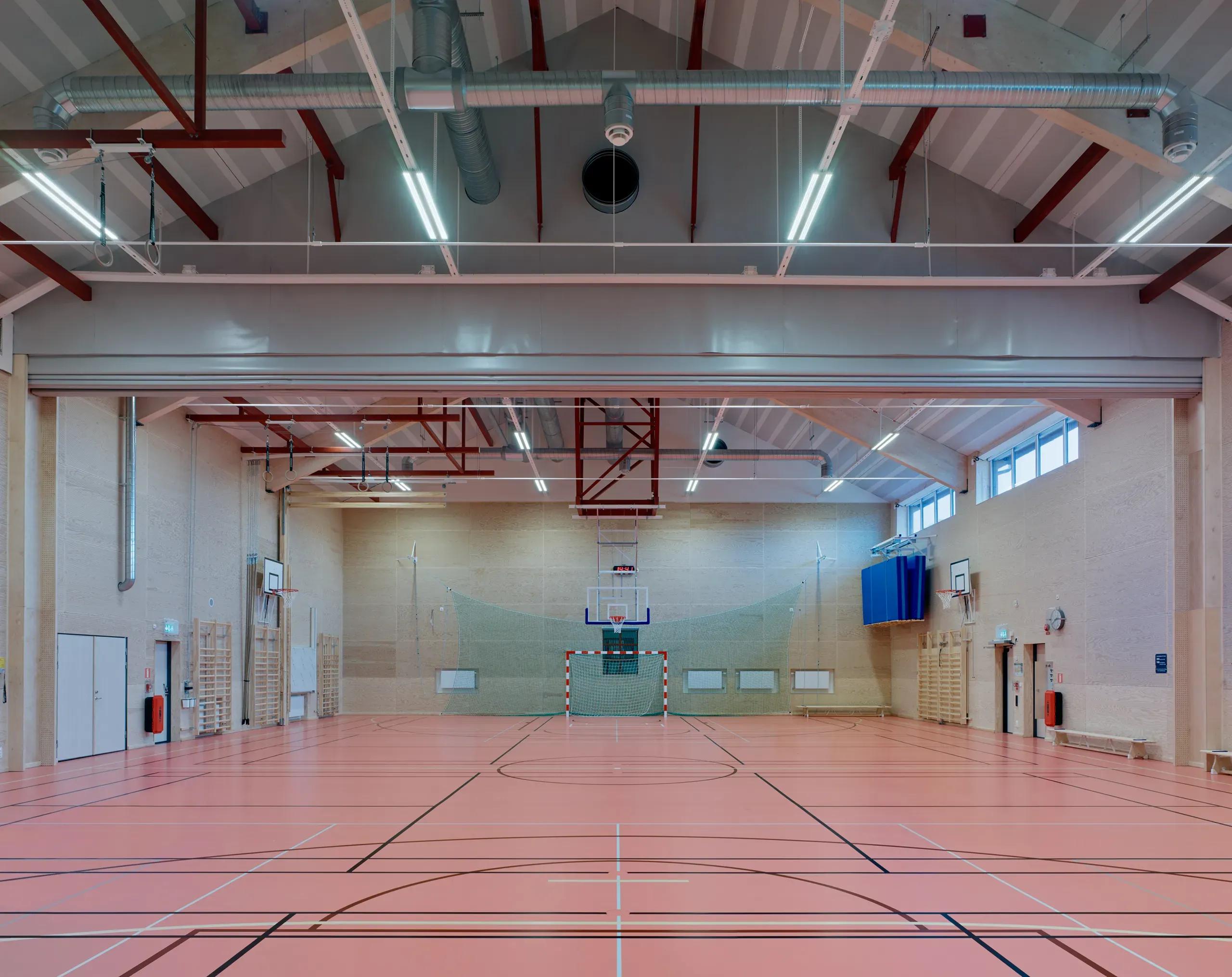 Åkeredsskolans idrottshall byggd i partnering